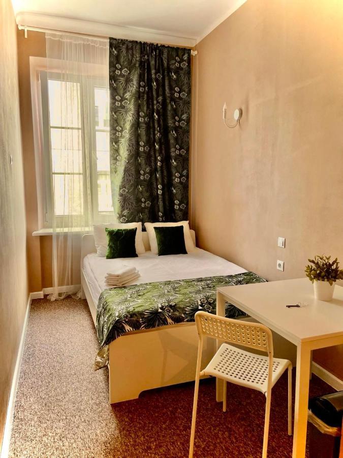 Backpack Apart Rooms Varsovia Exterior foto